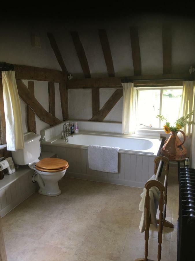 Bumble Cottage B&B Stradbroke Buitenkant foto